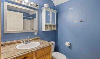 32 Rapha Pl, Augusta, ME 04330