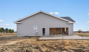 8555 Emerald Ln, Almont, MI 48003