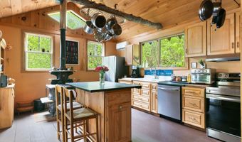 442 Brookline Rd, Athens, VT 05345