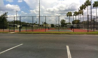 40 Fairway Dr, Auburndale, FL 33823