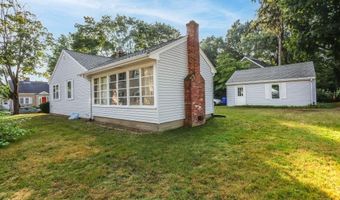 29 Edward Ave, East Providence, RI 02916