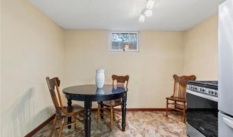 1019 Ash St, Alexandria, MN 56308