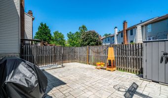 6063 HYDRANGEA Dr, Alexandria, VA 22310
