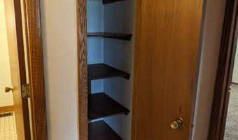 904 Guthrie St, Adair, IA 50002