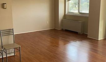 1225 MARTHA CUSTIS Dr 516, Alexandria, VA 22302