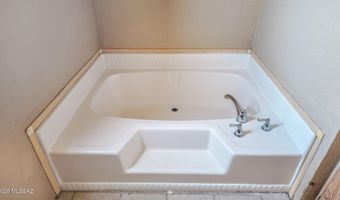 27651 S Canoa Rd, Amado, AZ 85645