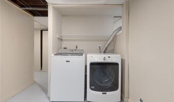 19 County St, Newport, RI 02840