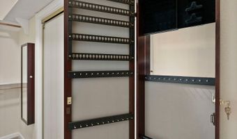 2802 Pine Dr, Arnold, CA 95223