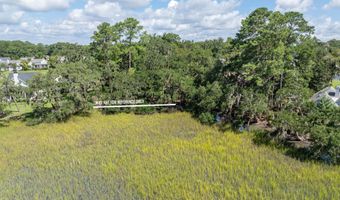 19 Sheridan Rd, Beaufort, SC 29907