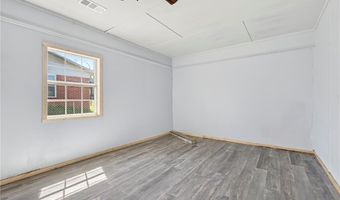904 22nd St, Barling, AR 72923