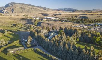 625 Skyline Dr, Cody, WY 82414