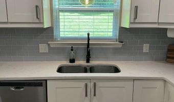 9 WHISPERING Dr, Alexander, AR 72002