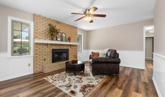415 Duryea Dr, Auburn, IN 46706