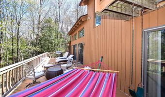 121 Hiawatha Rd, Becket, MA 01223