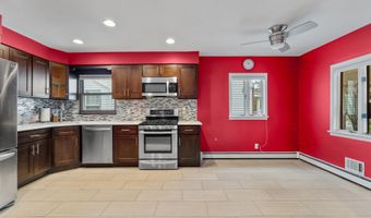 183 W 1ST St, Bayonne, NJ 07002