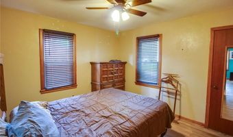 941 Douglas St, Alton, IL 62002