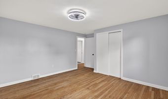 46 N Cliff St, Ansonia, CT 06401