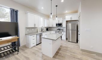 2427 N 5th St, Elko, NV 89801