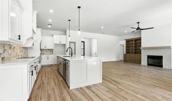 4996 Veal Station Rd, Weatherford, TX 76085