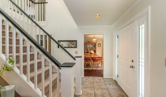 1 Victoria Pines Ln, Andover, NJ 07848