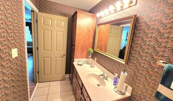 1731 Halltown Rd, Autryville, NC 28318