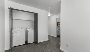 6616 PAINTED ROCK Trl, Cheyenne, WY 82001