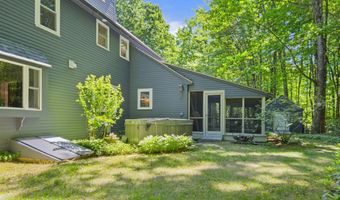 11 Nathan Lord Rd, Amherst, NH 03031