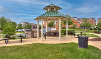 23575 HOPEWELL MANOR Ter, Ashburn, VA 20148