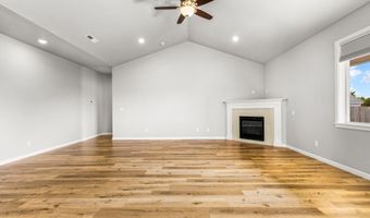 4722 ROYAL Dr, Albany, OR 97321