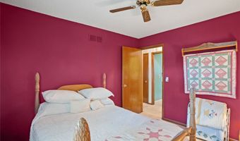 110 10th Ave NW, Altoona, IA 50009
