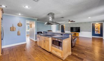 317 Oak Hill Dr, Altamonte Springs, FL 32701