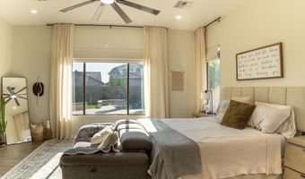 2422 W CLEARVIEW Trl, Anthem, AZ 85086