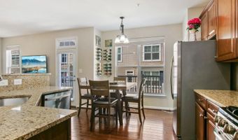 24650 CARIBOU Sq, Aldie, VA 20105