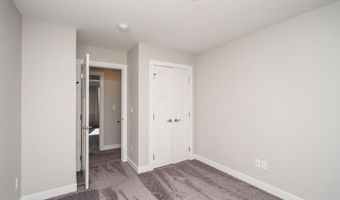 3522 NE Winding Trail Dr, Ankeny, IA 50021