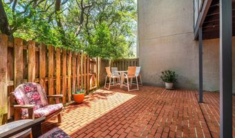 2279 SEMINOLE Rd 11, Atlantic Beach, FL 32233
