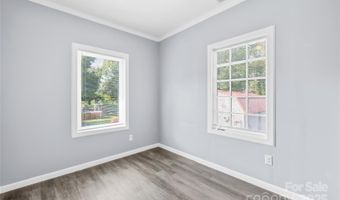 435 Peachtree St, Asheboro, NC 27203