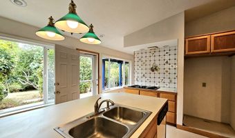 614 HASSETT St, Brookings, OR 97415