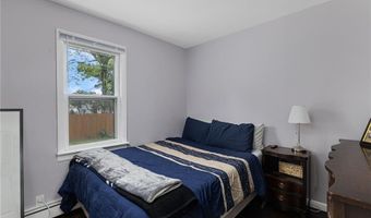 100 Pine Grove St, East Providence, RI 02916