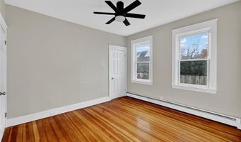 112 Villa Ave, Cranston, RI 02905