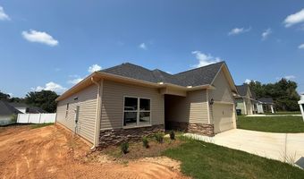 1001 Greenville St, Abbeville, SC 29620