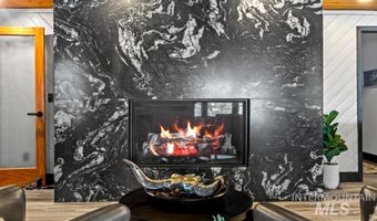 1717 Pine Lakes Ranch Dr, Cascade, ID 83611