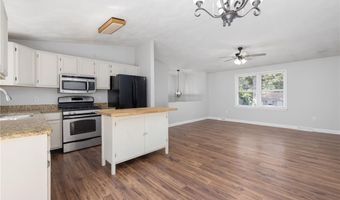29 Pepper Bush Trl, Narragansett, RI 02874