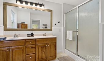 423 Cad Campbell Rd, Bakersville, NC 28705