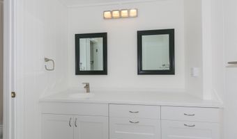 1355 Ala Napunani St, Honolulu, HI 96818