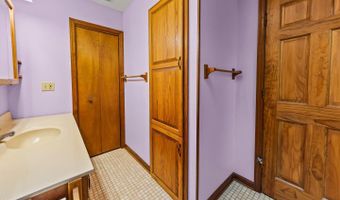 519 Country Club Dr W, Arapahoe, NC 28510