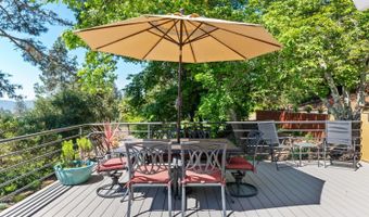 460 Bella Vista Dr, Angwin, CA 94508