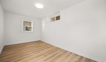 8 Herring Pond Rd, Bourne, MA 02532