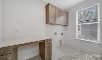 1016 Rockway Dr, Charlotte, NC 28205