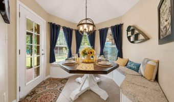 44131 PARKWAY Ln, Altoona, FL 32702