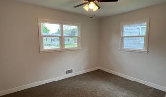 1405 W Clark St, Albert Lea, MN 56007
